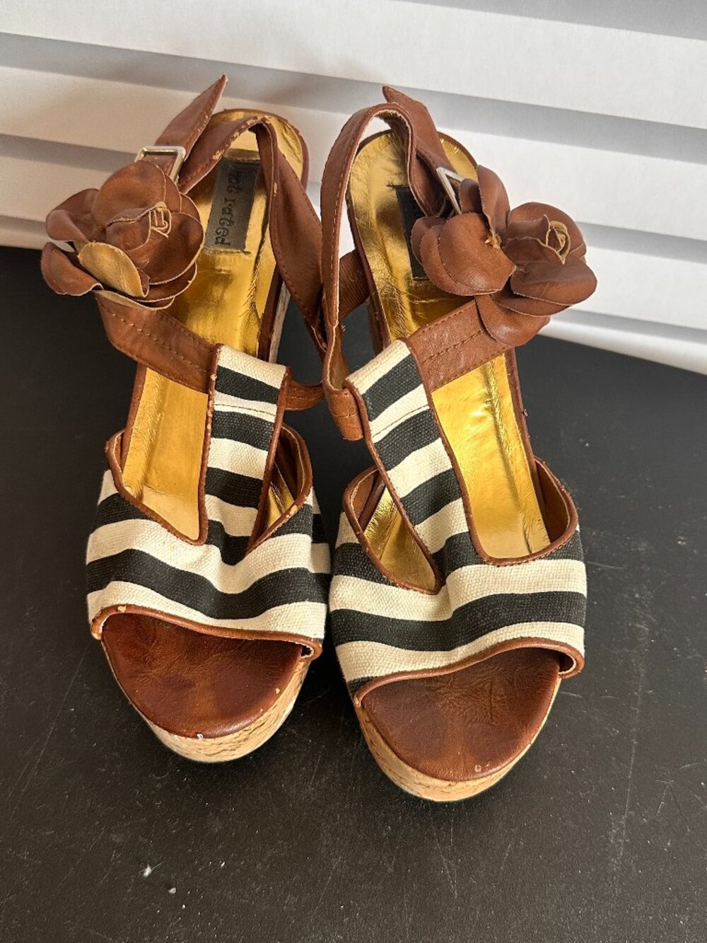Hot Rated Womens Platform Wedge Sandals Size 9 Shoes